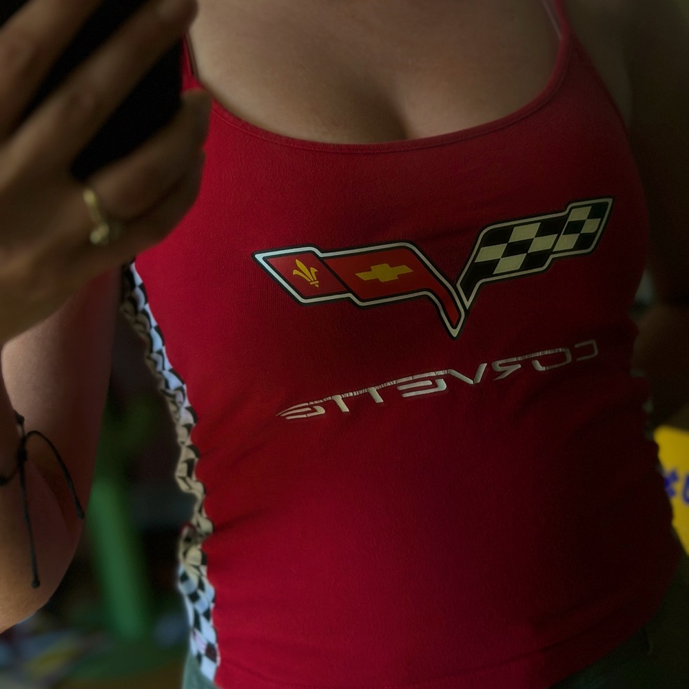 Large corvette tank (fits like a medium) by chemistry